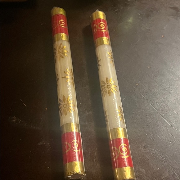 petalura Other - Elegant Red and Gold Taper Candles